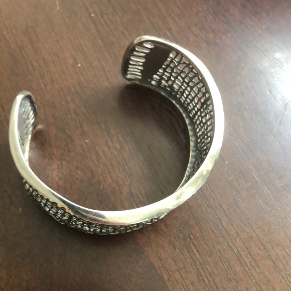 Silpada silver cuff bracelet - Picture 2 of 4